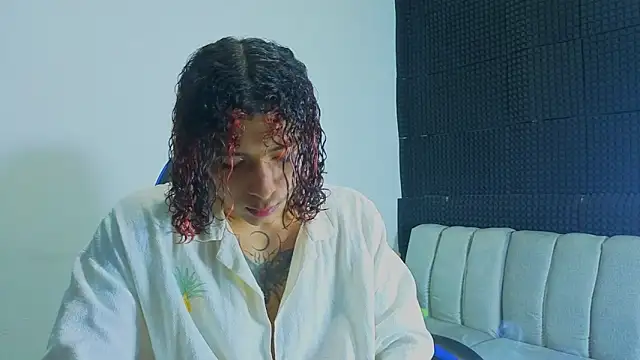 Demitryo online show from 09/25/25, 02:48