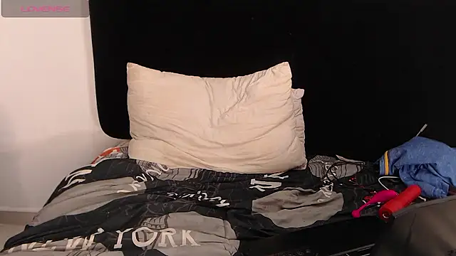 lolaa staars online show from 12/01/24, 04:29