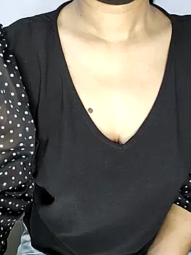 Ms Neera online show from 02/17/25, 01:32