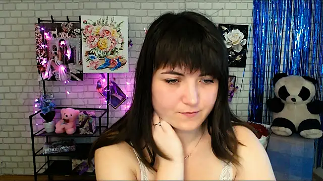 Darina M  online show from 02/25/25, 08:25