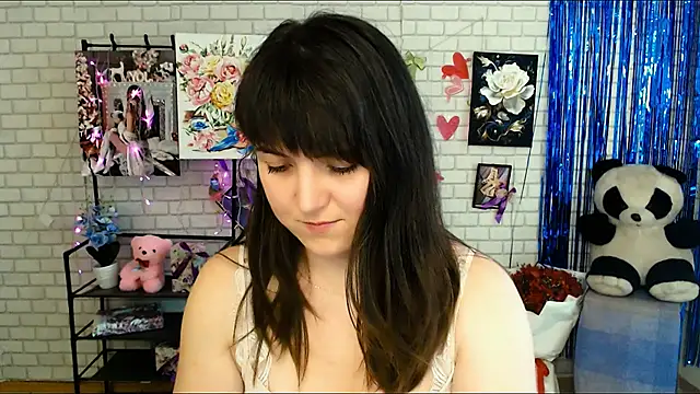 Darina M  online show from 02/25/25, 11:30