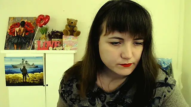 Darina M  online show from 02/26/26, 07:18