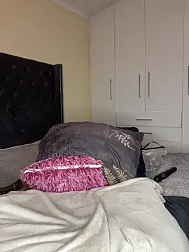 DarkBerry87 online show from 03/07/26, 09:12