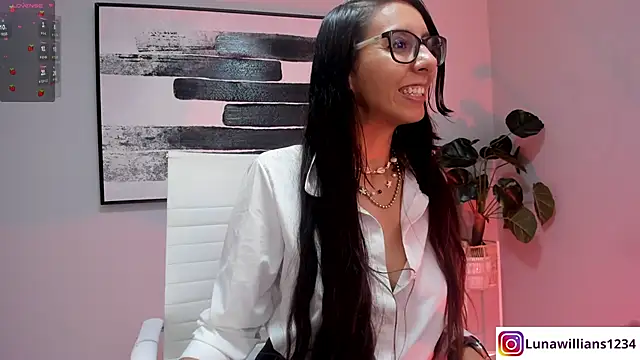 luna willians online show from 03/13/25, 06:23