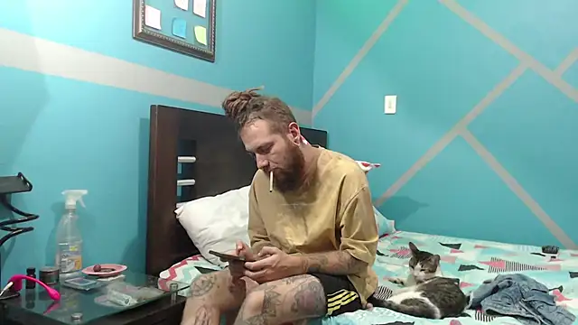 Snapshot of Nanna_and_Balder chatting on 09/15/25, 03:28 Nanna and Balder online show from 09/15/25, 03:28