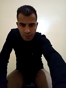 Snapshot of Bisex_activ19 chatting on 12/22/24, 06:06 Bisex activ19 online show from 12/22/24, 06:06