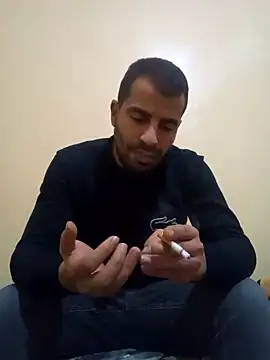 Snapshot of Bisex_activ19 chatting on 12/31/24, 06:24 Bisex activ19 online show from 12/31/24, 06:24