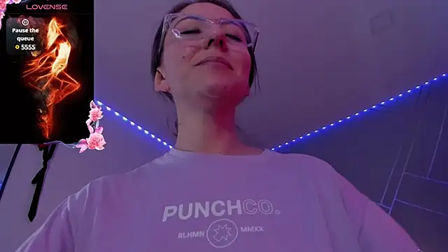 Ich Bin Julia online show from 01/02/25, 04:02