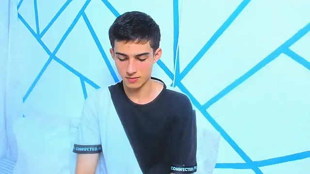 liam scott77 online show from 02/07/25, 02:04