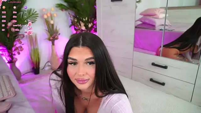 EmilyHudsson 1 online show from 03/07/25, 06:11