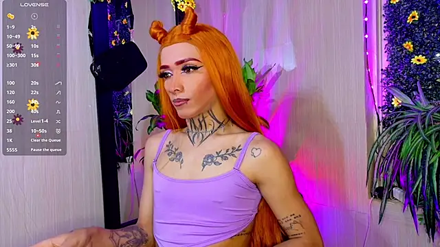 Micaela Rangel online show from 10/06/25, 01:25