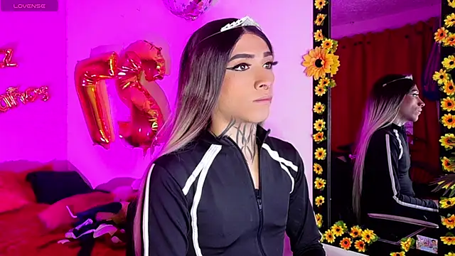 Micaela Rangel online show from 04/08/26, 01:49