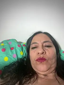 Freya Artemisa online show from 10/25/25, 10:37