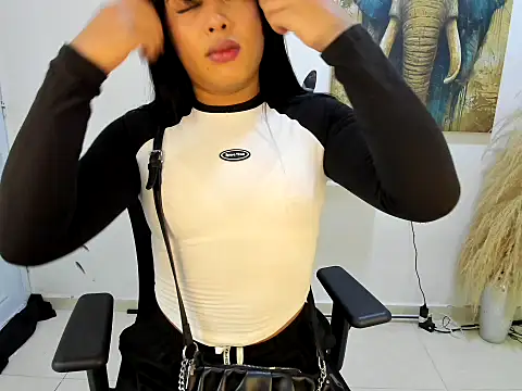 Snapshot of nairobbits chatting on 11/10/25, 07:02 nairobbits online show from 11/10/25, 07:02