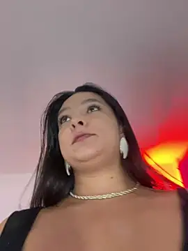 cristina1800 online show from 07/21/26, 04:15