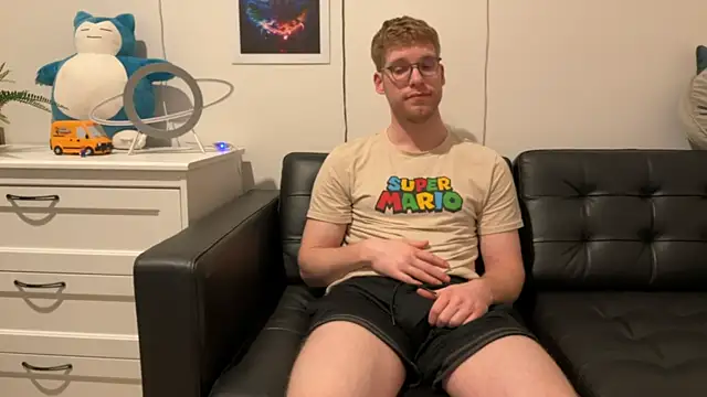 BlueEyedTallGuy94 online show from 12/21/24, 03:14