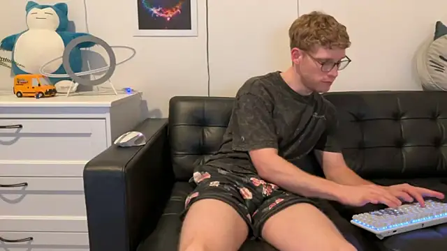 BlueEyedTallGuy94 online show from 01/09/25, 04:52