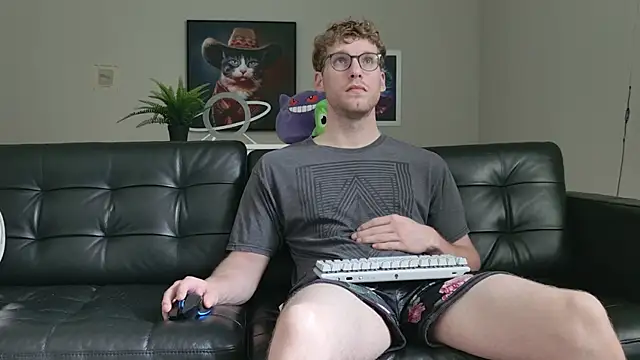 BlueEyedTallGuy94 online show from 09/21/25, 07:15