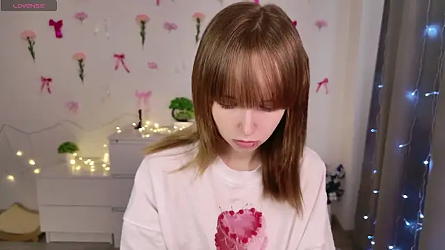 b4by LoL1 online show from 03/13/25, 08:15