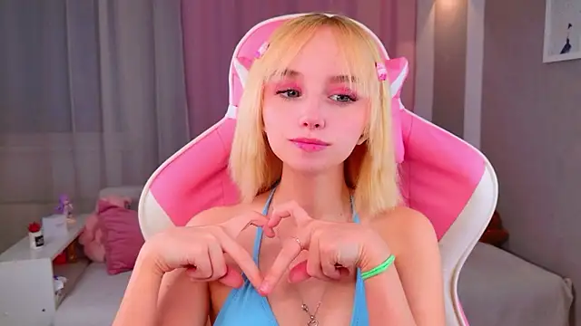 b4by LoL1 online show from 02/26/26, 01:32