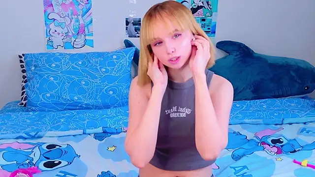 b4by LoL1 online show from 07/03/26, 12:11