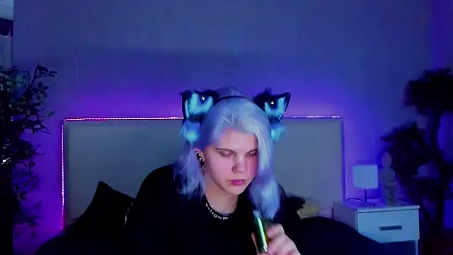 JoannLowe online show from 01/27/25, 08:49