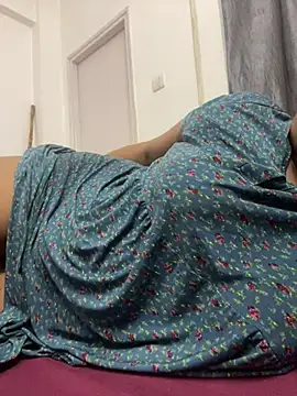 fantacygirl  online show from 02/09/25, 03:56