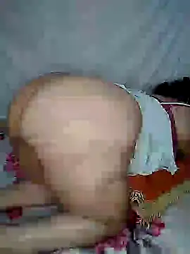 Snapshot of julia_julia02 chatting on 02/10/25, 04:52 julia julia02 online show from 02/10/25, 04:52