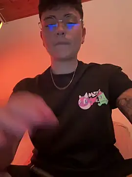 Ashley Chriss online show from 01/12/25, 07:11