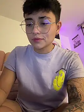 Ashley Chriss online show from 02/15/25, 01:21