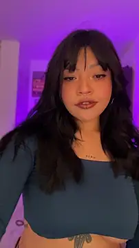 Ashley Chriss online show from 05/17/26, 06:44