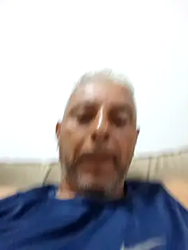 Snapshot of gordonunes chatting on 05/08/26, 11:21 gordonunes online show from 05/08/26, 11:21
