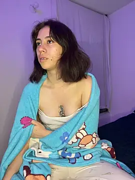 Catyloves online show from 02/05/25, 08:32