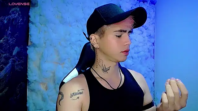 Tayson Rivers online show from 02/04/26, 05:24