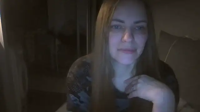 AnnaDiamond1 online show from 10/23/25, 09:46