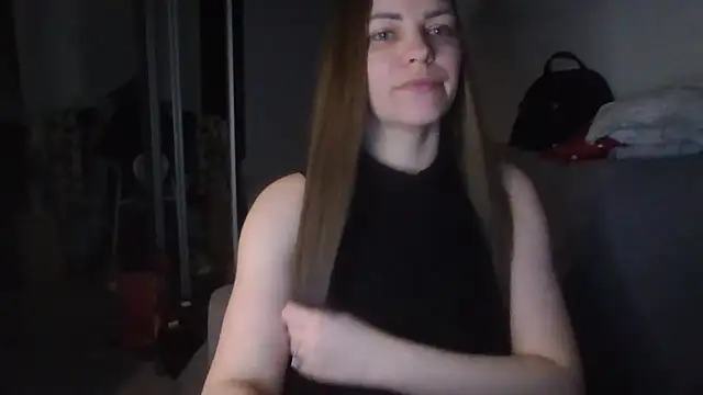 AnnaDiamond1 online show from 04/13/26, 10:04