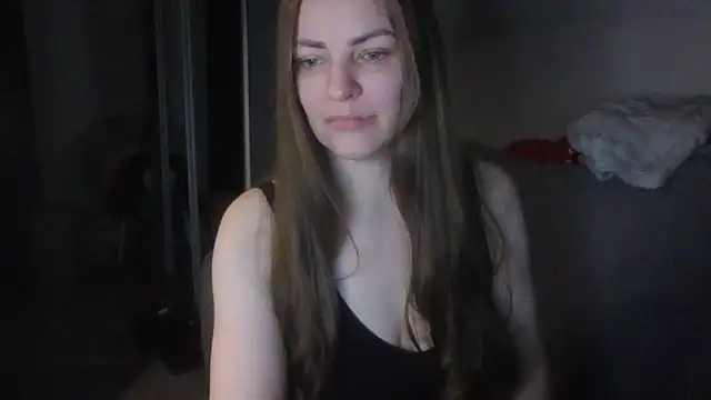 AnnaDiamond1 online show from 04/17/26, 09:51