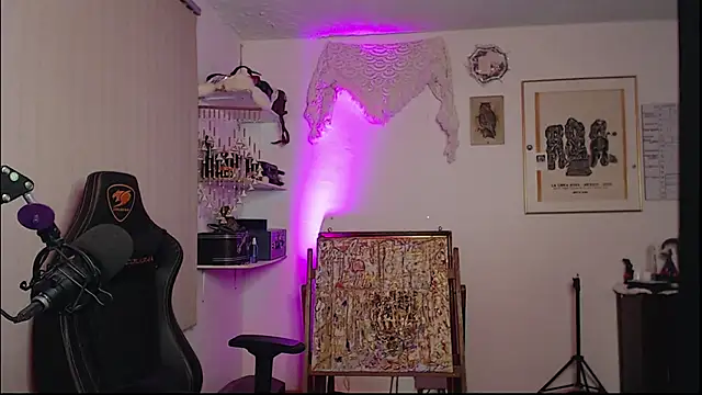 Siriss boyrag online show from 02/20/25, 01:36