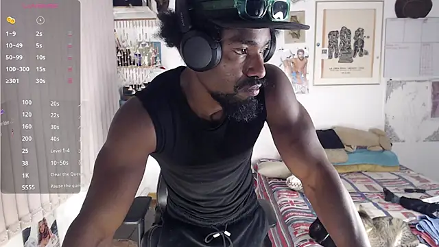 Siriss boyrag online show from 11/29/25, 11:30