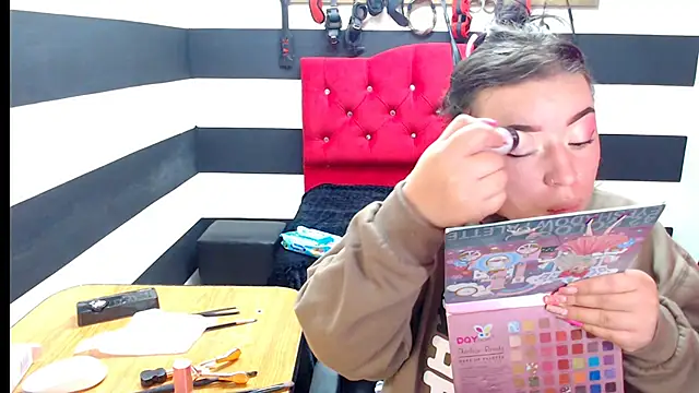 Marian Ran online show from 01/07/25, 03:24