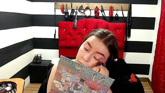 Marian Ran online show from 02/17/25, 06:09