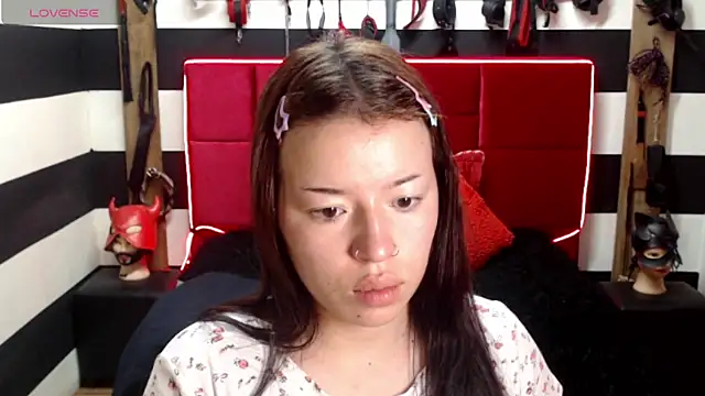 Marian Ran online show from 10/21/25, 04:57