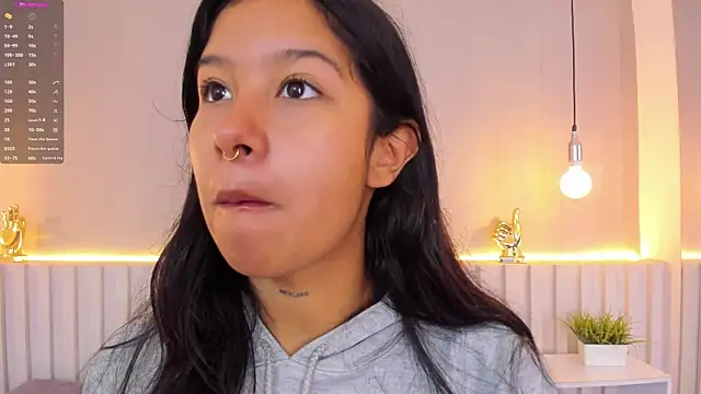 Aida moreno online show from 03/19/25, 10:44