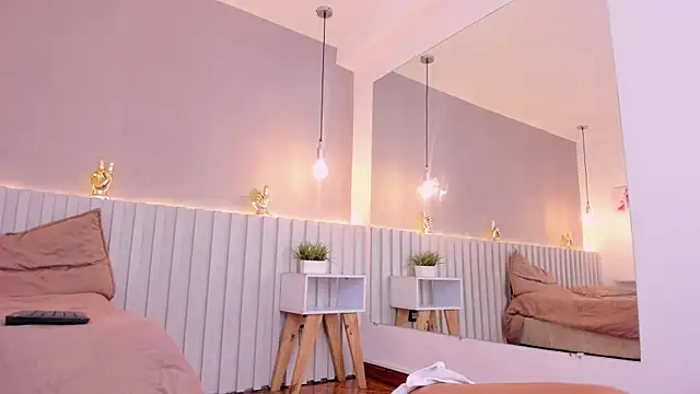 Aida moreno online show from 03/21/25, 02:07