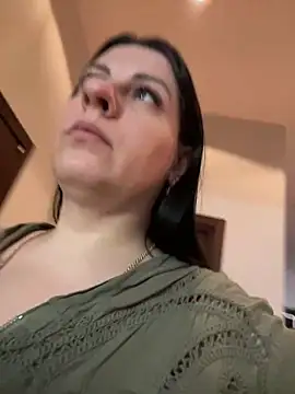 Evelinia online show from 02/27/25, 02:00