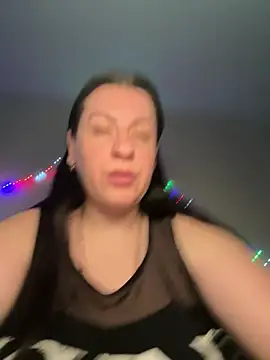 Evelinia online show from 04/07/26, 03:23