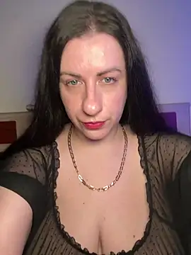 Snapshot of Evelinia chatting on 05/14/26, 03:41 Evelinia online show from 05/14/26, 03:41