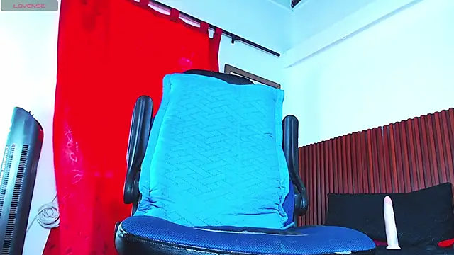 Snapshot of max_borman1 chatting on 02/02/25, 05:48 max borman1 online show from 02/02/25, 05:48