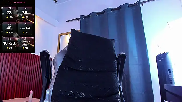 Snapshot of max_borman1 chatting on 09/25/25, 01:15 max borman1 online show from 09/25/25, 01:15