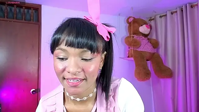 Snapshot of KaattySweet_ chatting on 06/07/26, 06:55 KaattySweet online show from 06/07/26, 06:55